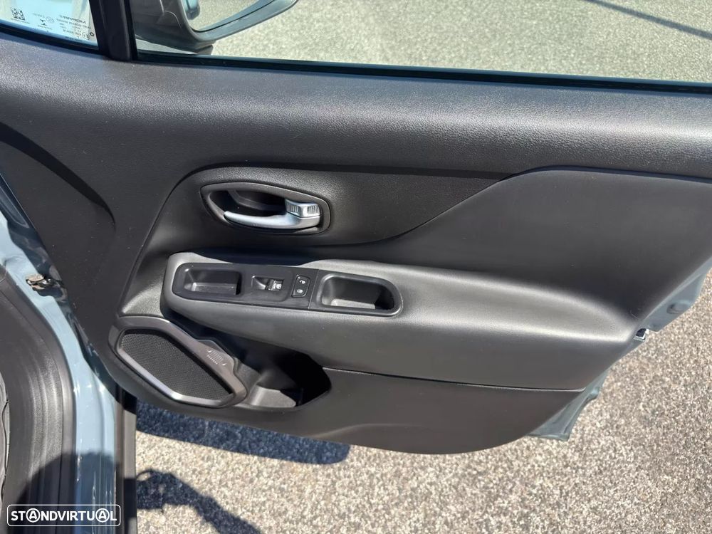 Jeep Renegade 1.0 T Limited - 11
