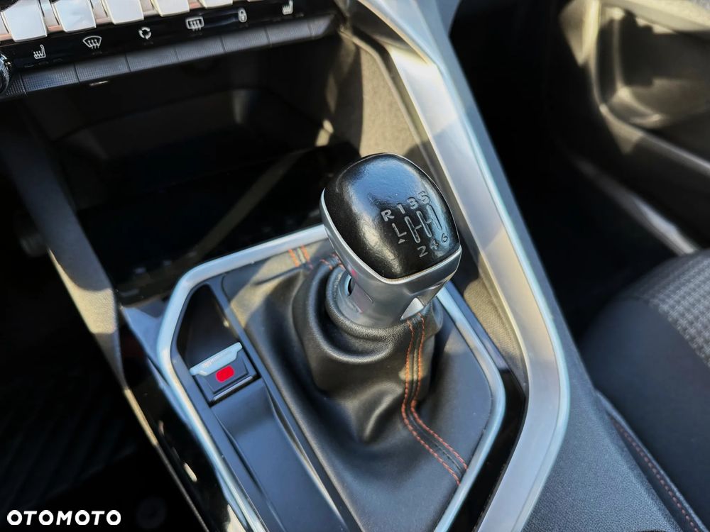 Peugeot 3008 PureTech 130 Stop & Start Active - 17