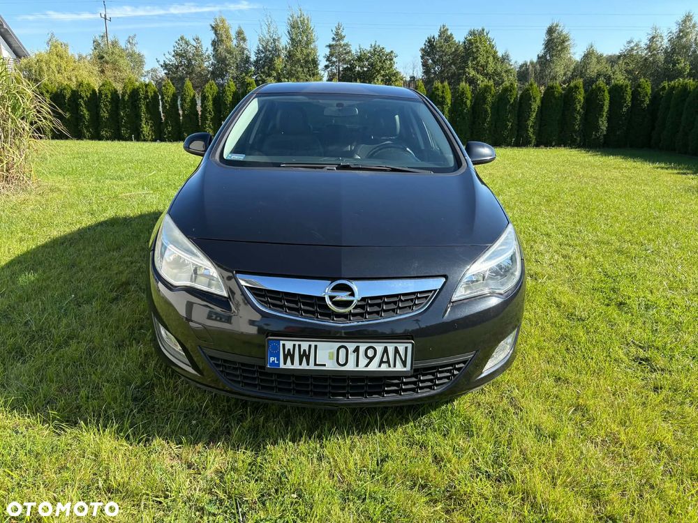 Opel Astra - 16