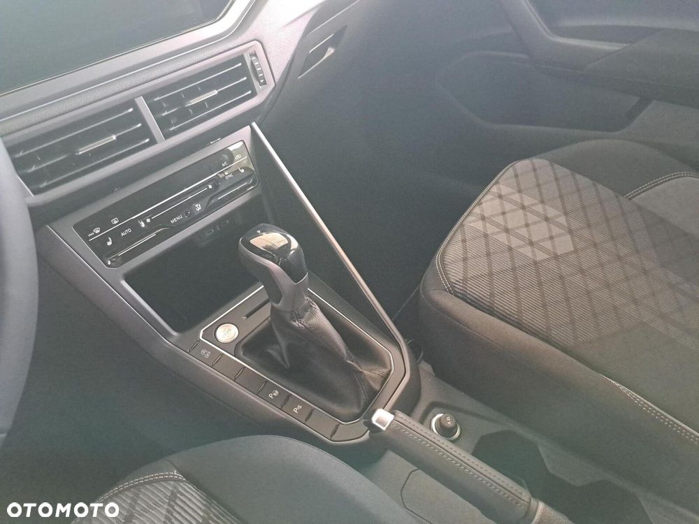 Volkswagen Taigo - 15