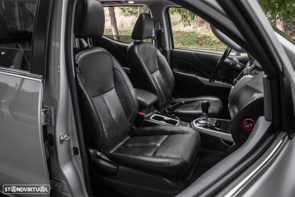 Nissan Navara 2.3 dCi CD 4WD Tekna Auto - 30