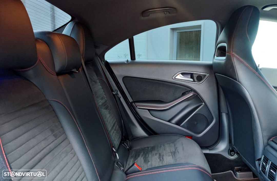 Mercedes-Benz CLA 220 CDi AMG Line Aut. - 16