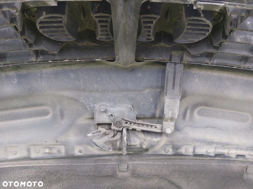 Maska POKRYWA KLAPA Audi A6 C5 97-04 LY5X CZARNA - 11