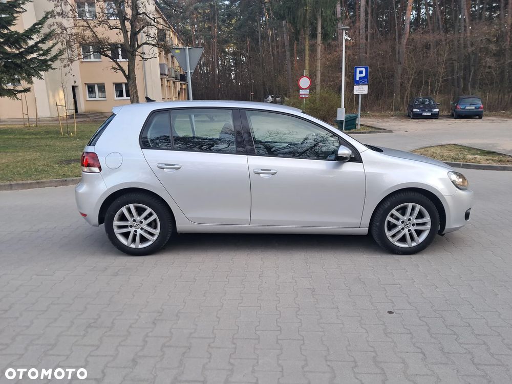 Volkswagen Golf 2.0 TDI DPF BlueMotion Technology DSG Team - 3