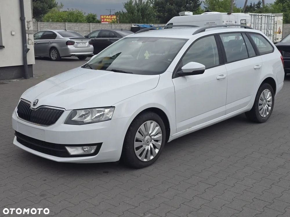 Skoda Octavia 1.6 TDI DPF Ambition - 1