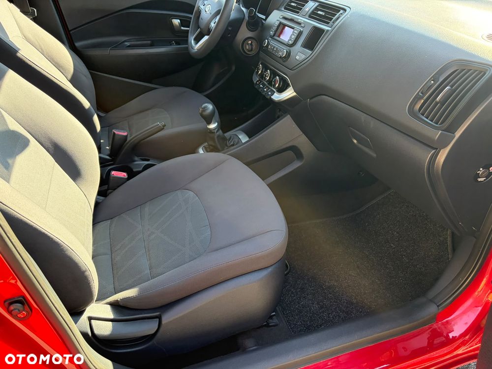Kia Rio 1.2 Spirit - 37