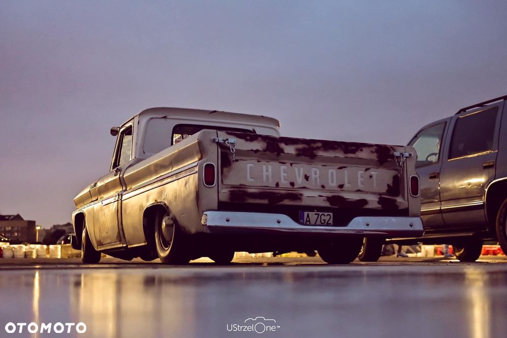 Chevrolet C-10 - 2