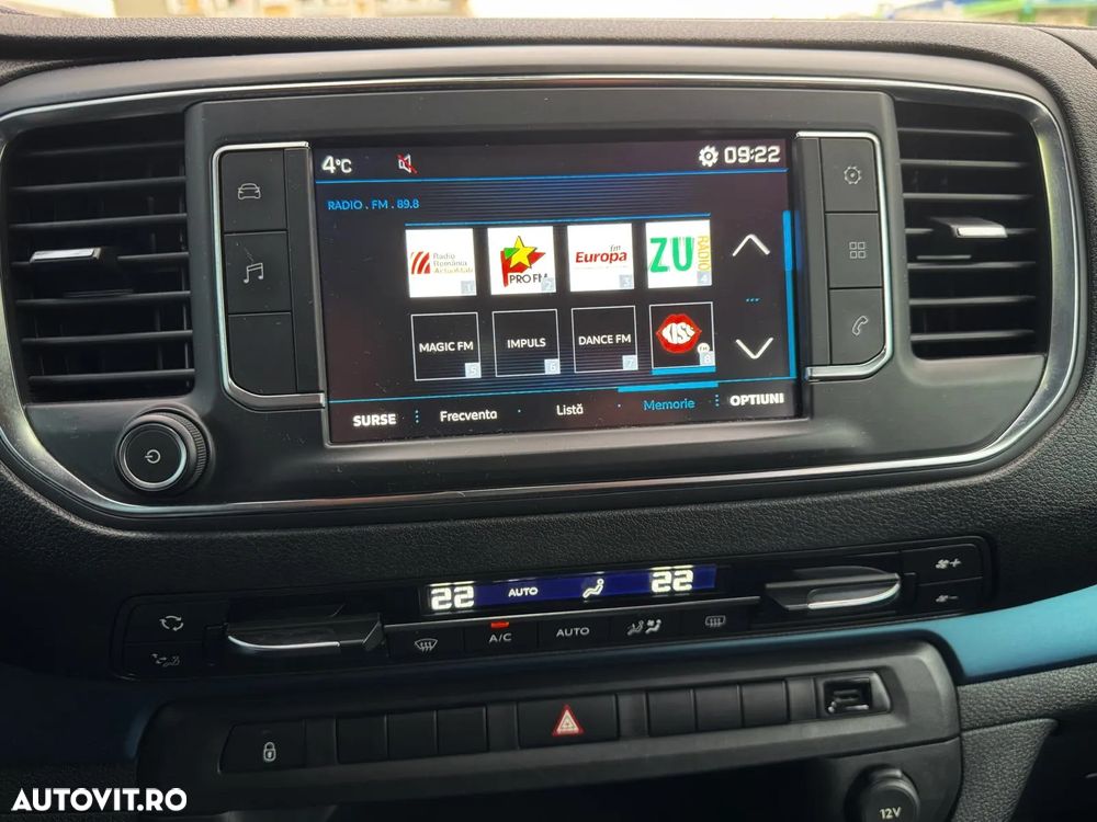 Peugeot Traveller L2H1 2.0 BlueHDI 150 S&S Navette - 23