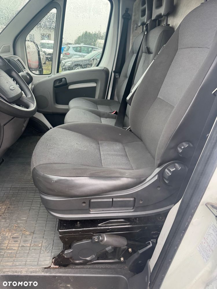 Peugeot Boxer 2,2 HDi L4H2 Maxi doinwestowany - 11