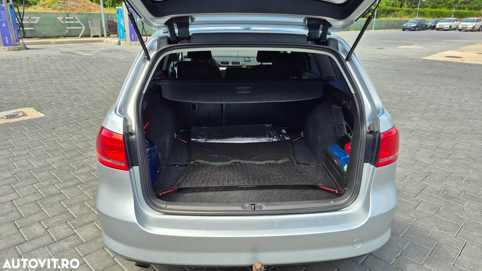 Volkswagen Passat Variant 1.6 TDI BlueMotion Technology Comfortline - 12