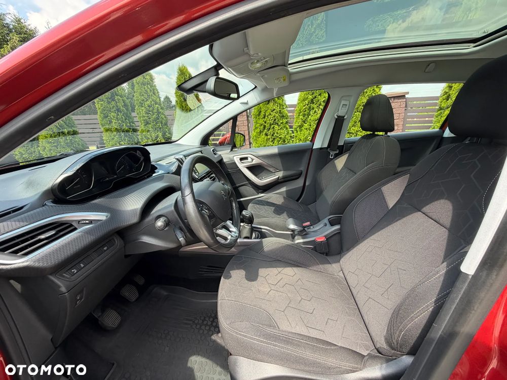 Peugeot 2008 1.2 VTi Allure - 9