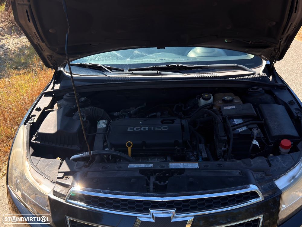 Chevrolet Cruze 1.6 LS - 15