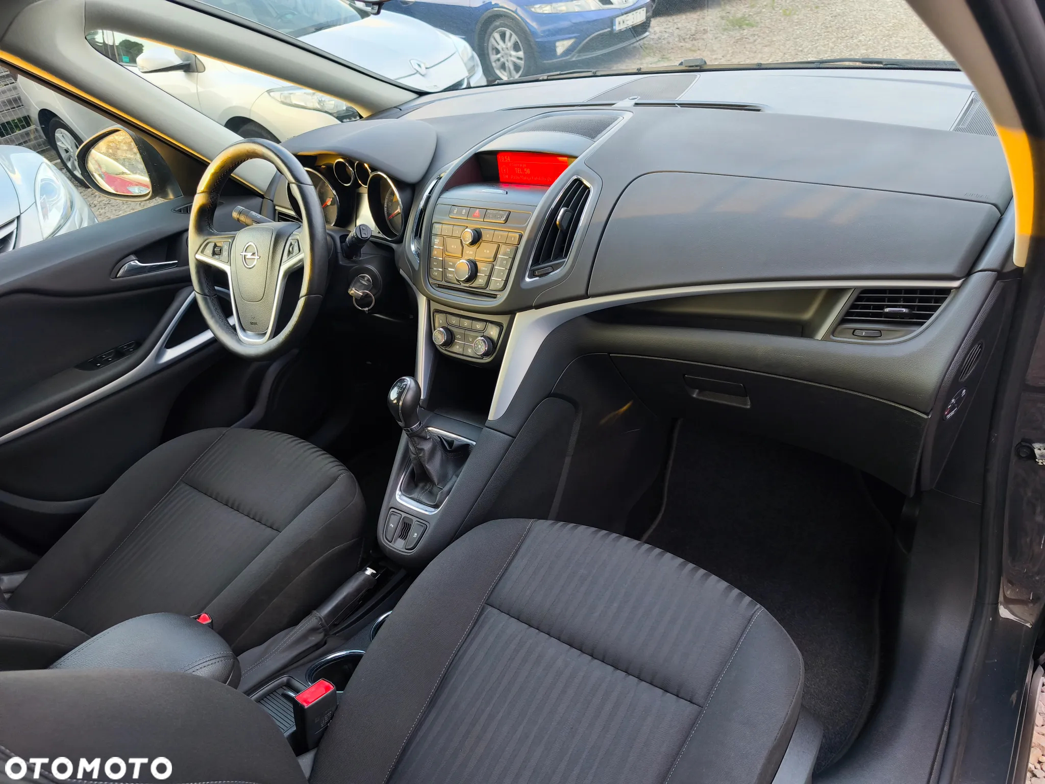 Opel Zafira Tourer 1.8 Edition - 5