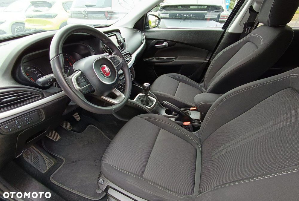 Fiat Tipo 1.3 MultiJet 16v Easy - 8