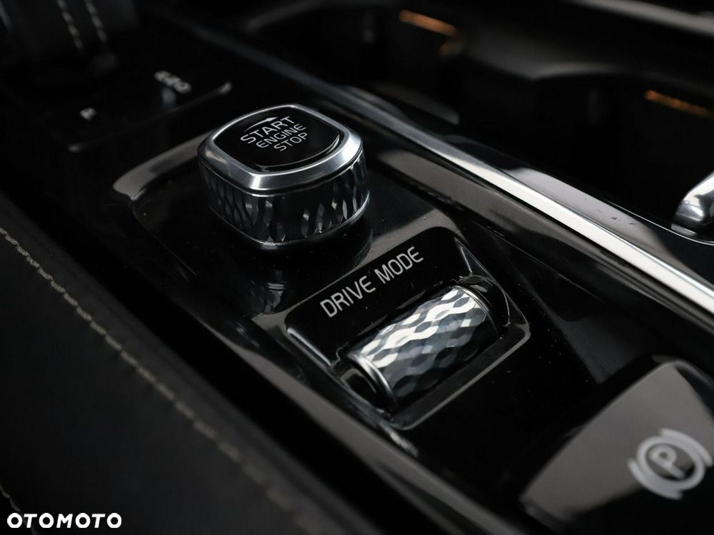 Volvo V60 T8 AWD Recharge Geartronic RDesign - 33