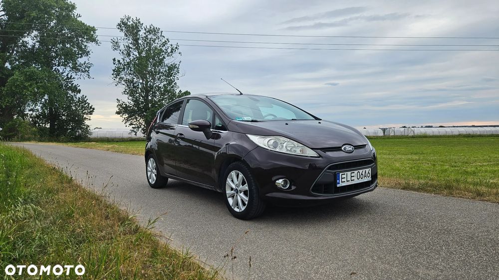 Ford Fiesta ver-1-6-tdci-individual - 15