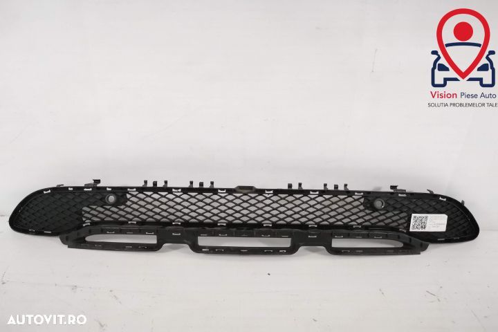 Grila Centrala Inferioara Fata Cu Senzori Originala In Stare Buna Merc - 1