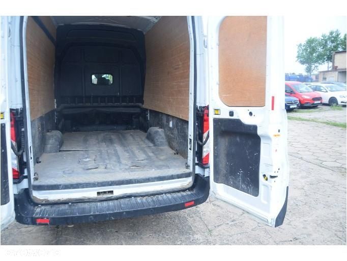 Ford Transit - 30