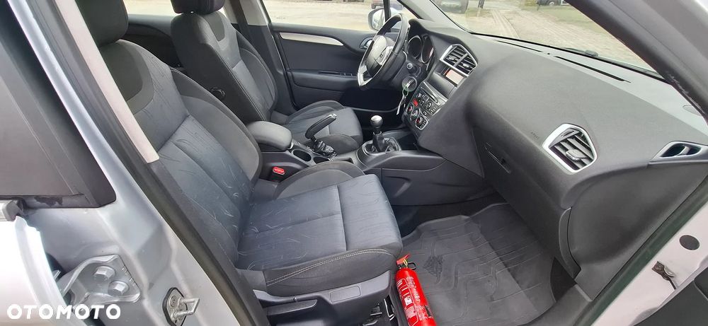 Citroën C4 1.4 VTi Seduction - 25