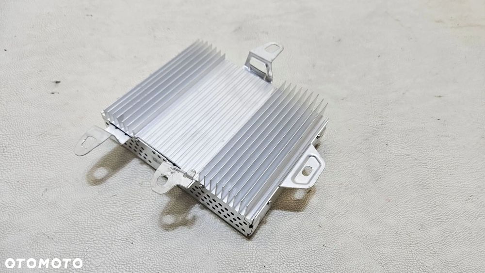 wzmacniacz amplifer tesla model y 1507152-01-b - 1