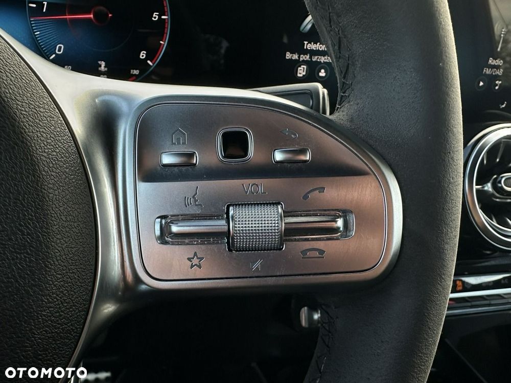 Mercedes-Benz GLB 220 d 4-Matic AMG Line 8G-DCT - 23