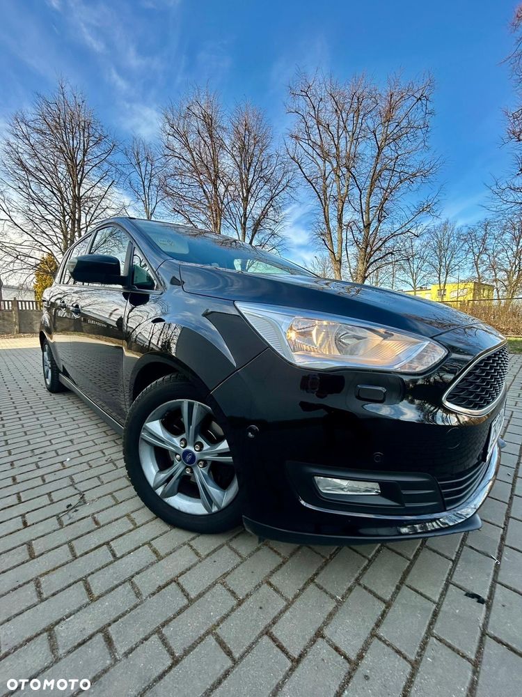Ford Grand C-MAX - 16