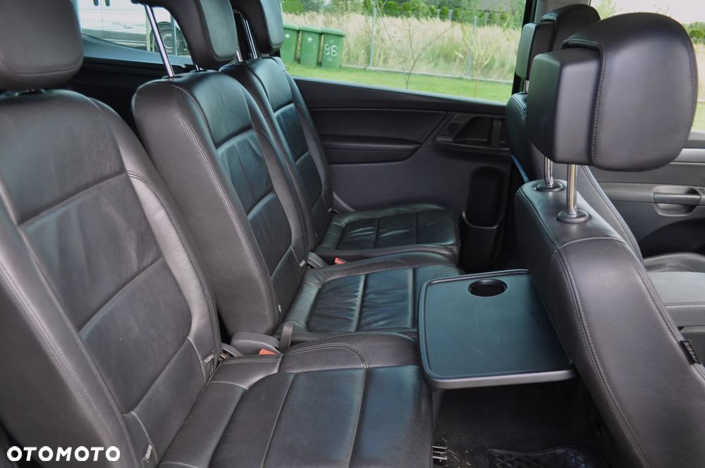 Volkswagen Sharan - 24