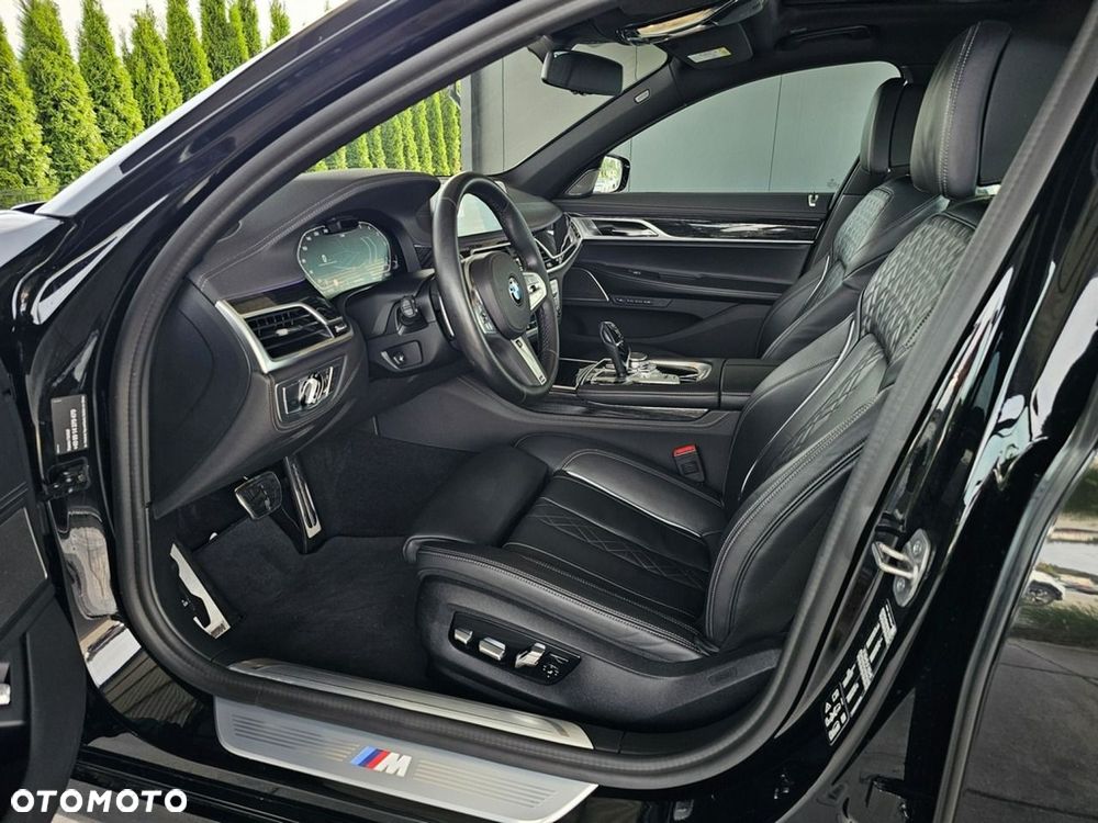 BMW Seria 7 - 16