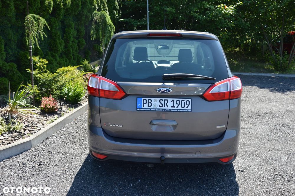 Ford Grand C-MAX - 21