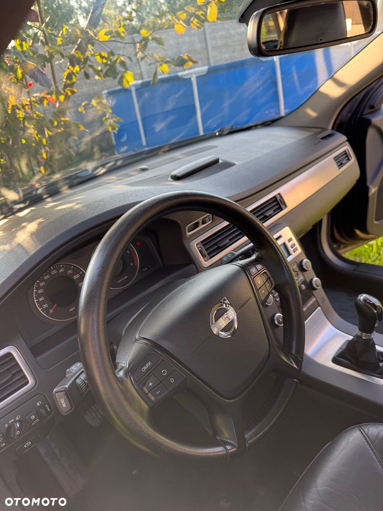 Volvo V70 2.0D Momentum - 26