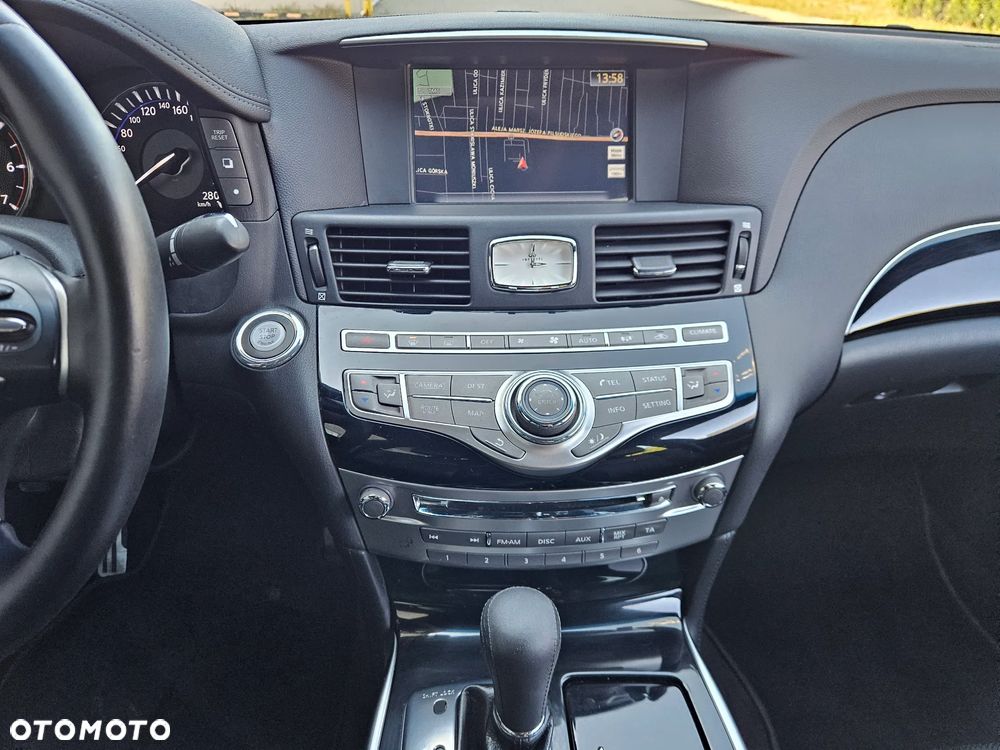 Infiniti Q70 2.2d Premium Executive EU6 - 12