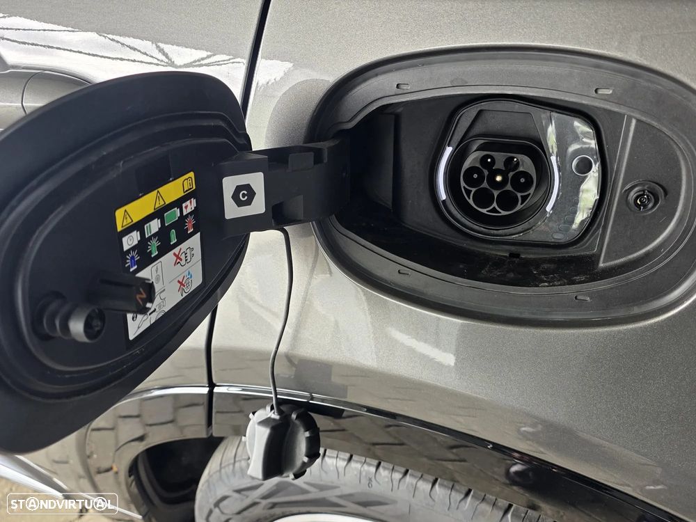 Alfa Romeo Tonale 1.3 Plug-In Hybrid TI e-AWD - 11