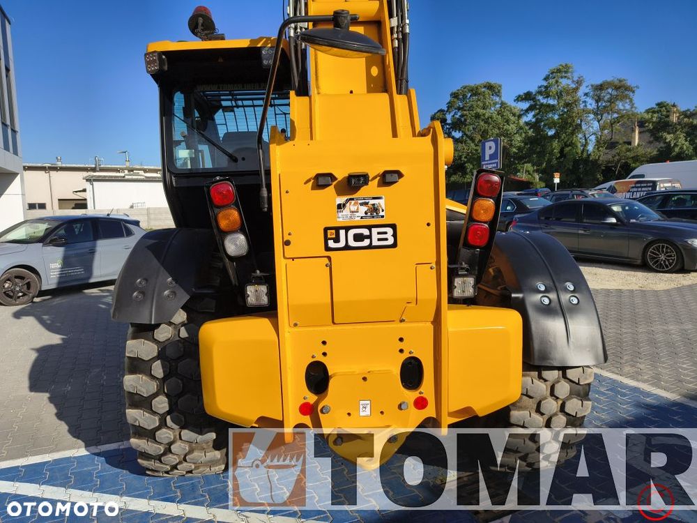 JCB 560-80 2023R agri - 15