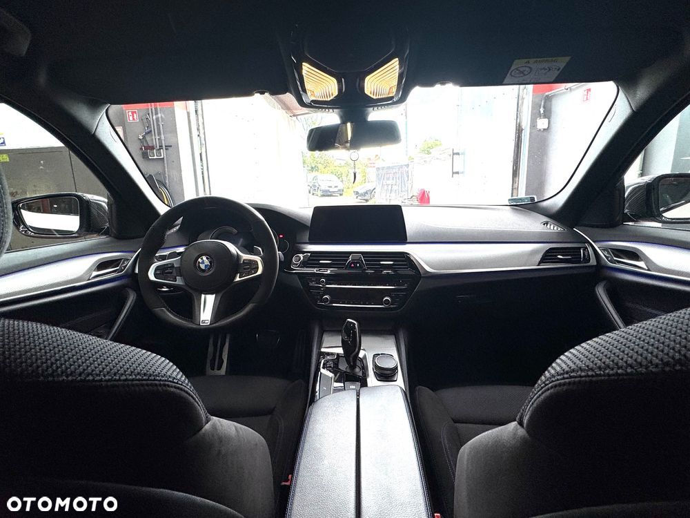 BMW Seria 5 530i xDrive M Sport sport - 10
