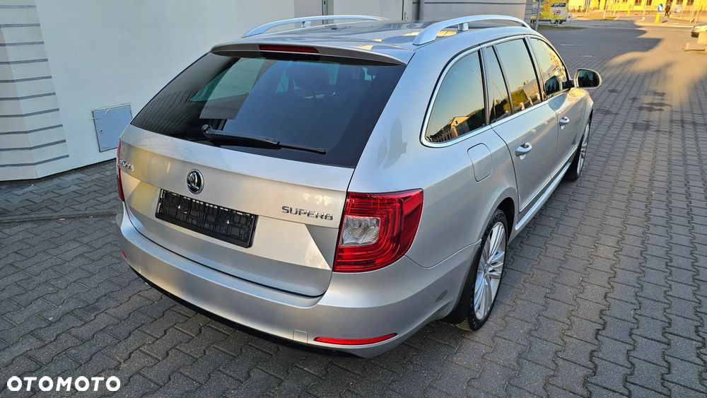 Skoda Superb 2.0 TDI Ambition Outdoor - 21