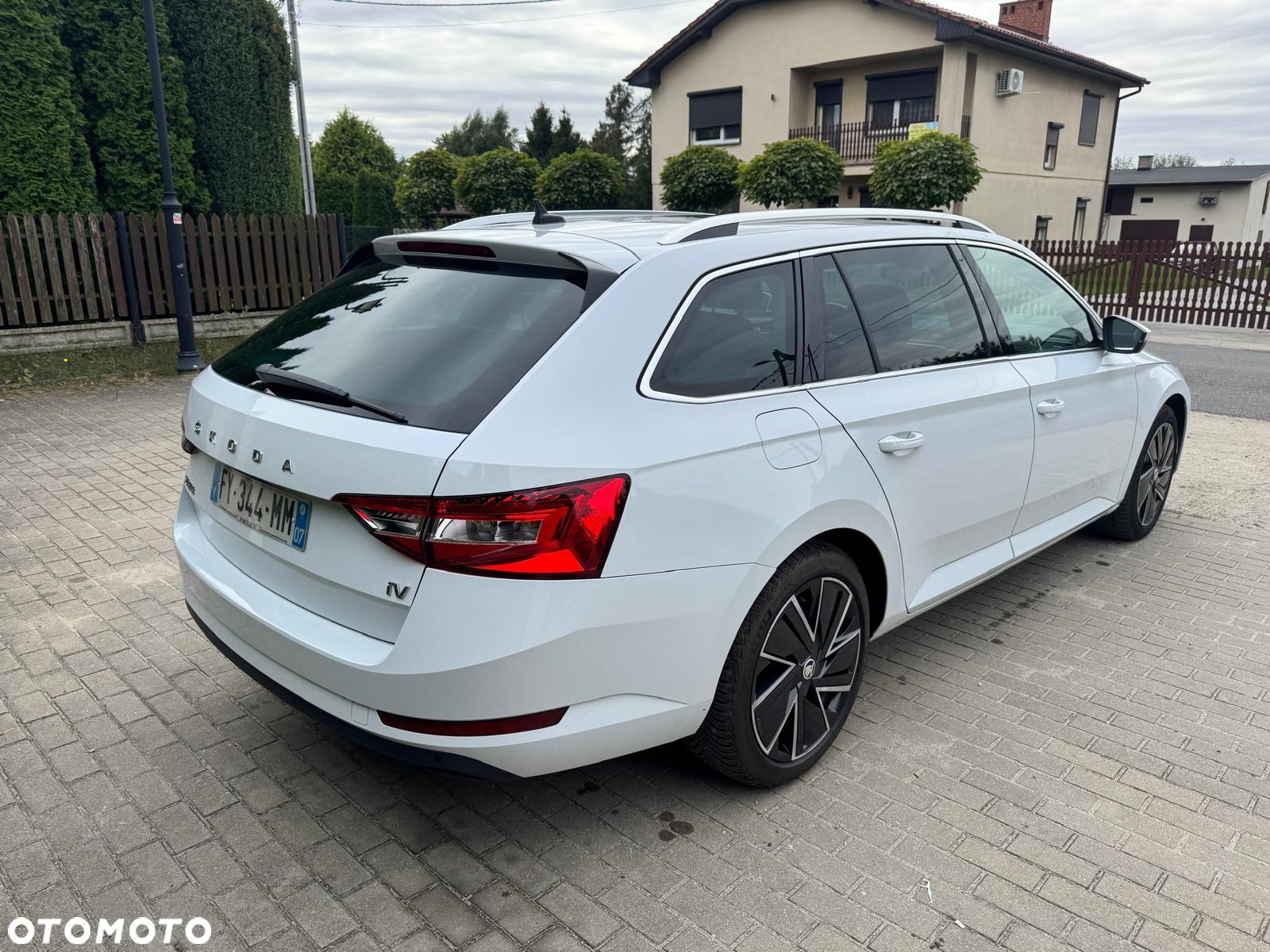 Skoda Superb 1.4 TSI Plug-In Hybrid Sportline DSG - 7