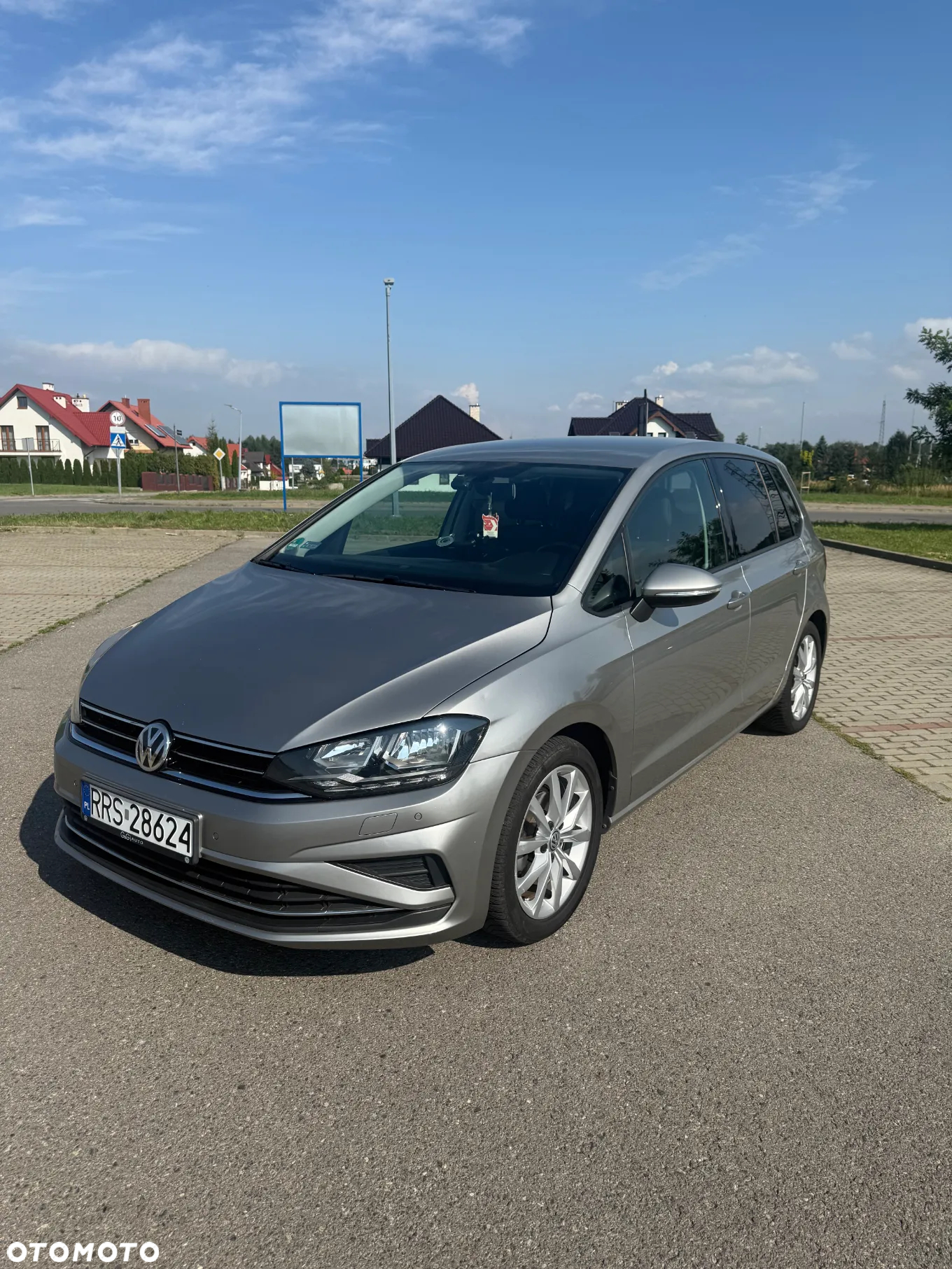 Volkswagen Golf Sportsvan 1.0 TSI Comfortline - 4