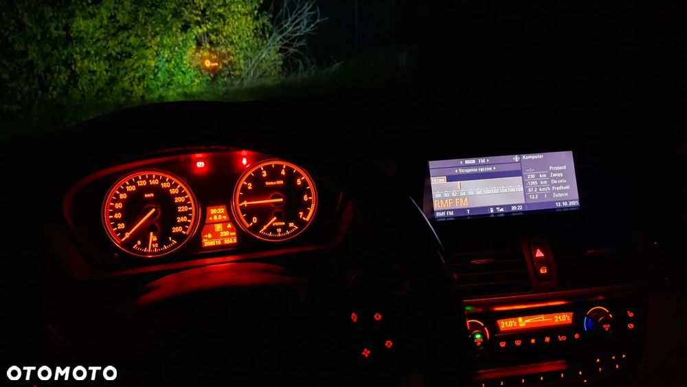 BMW X5 4.8i xDrive - 8