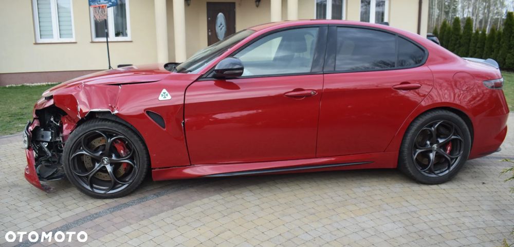 Alfa Romeo Giulia - 4