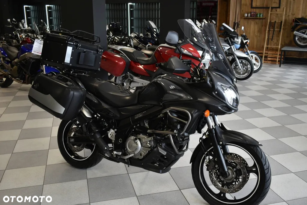 Suzuki V-STROM - 32