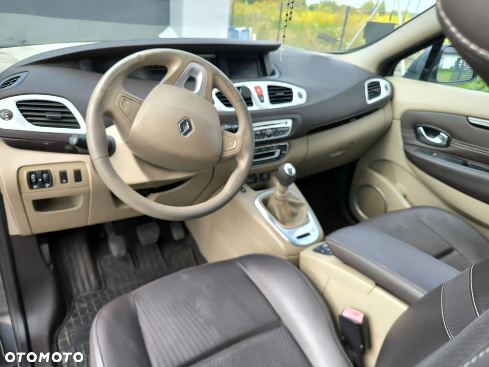 Renault Scenic 1.9 dCi Expression - 10
