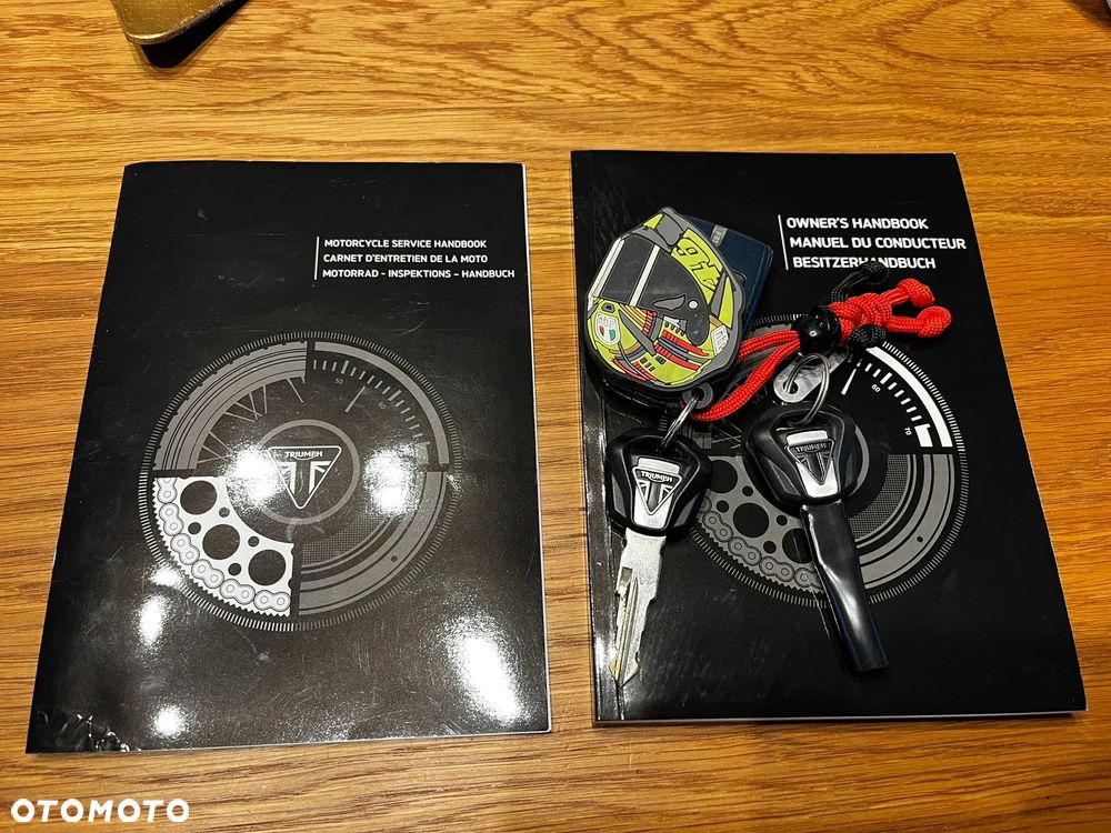 Triumph Trident - 24