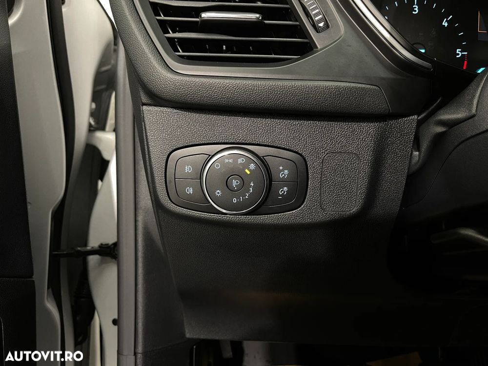 Ford Focus 1.5 EcoBlue Connected - 23