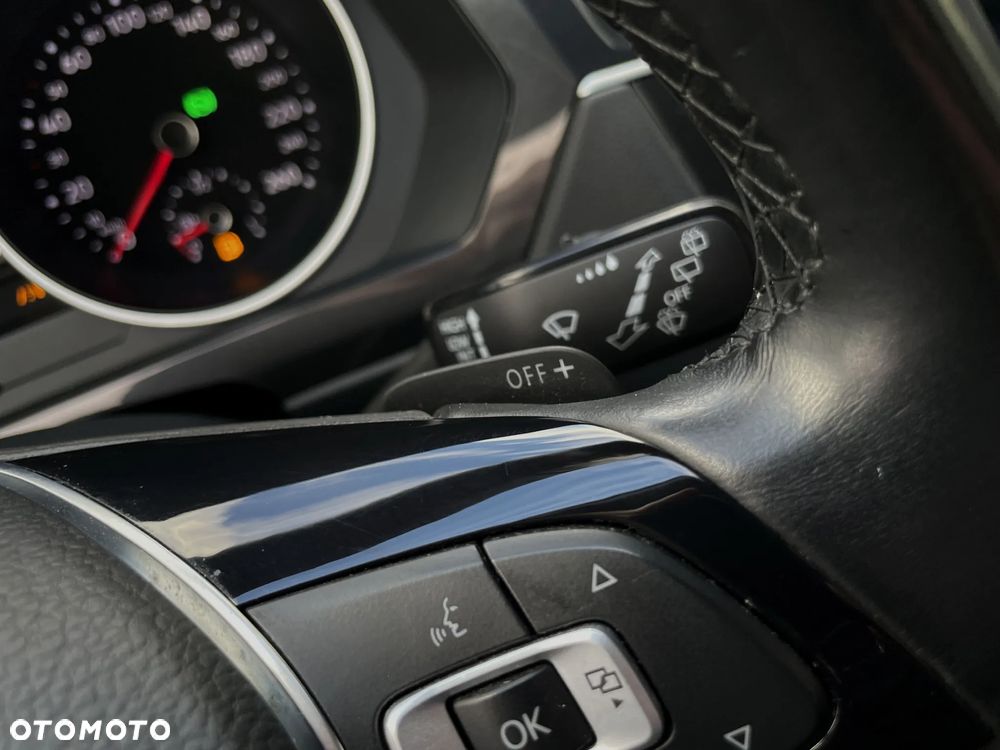 Volkswagen Tiguan 2.0 TDI SCR DSG IQ.DRIVE - 24