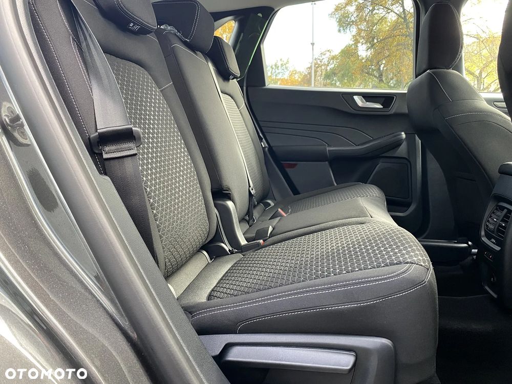 Ford Kuga 2.5 FHEV FWD Titanium - 20
