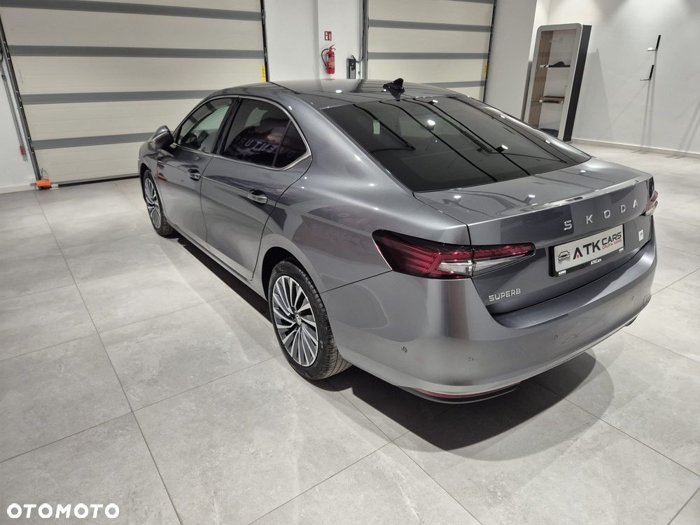 Skoda Superb 2.0 TDI L&K DSG - 31