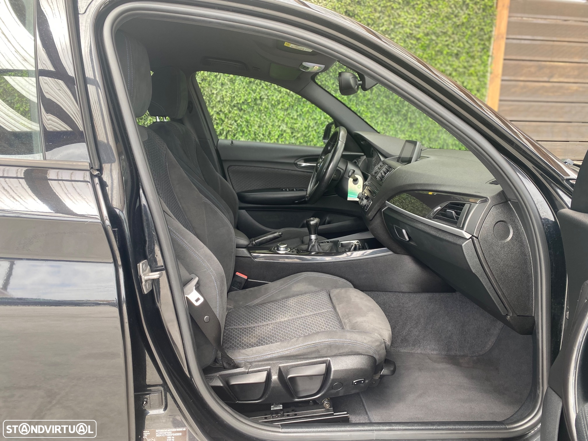 BMW 116 d Pack M - 17