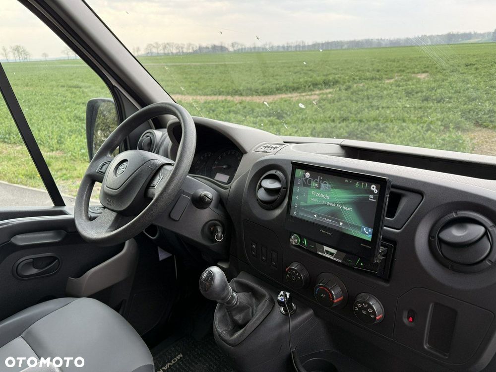 Opel Movano - 8