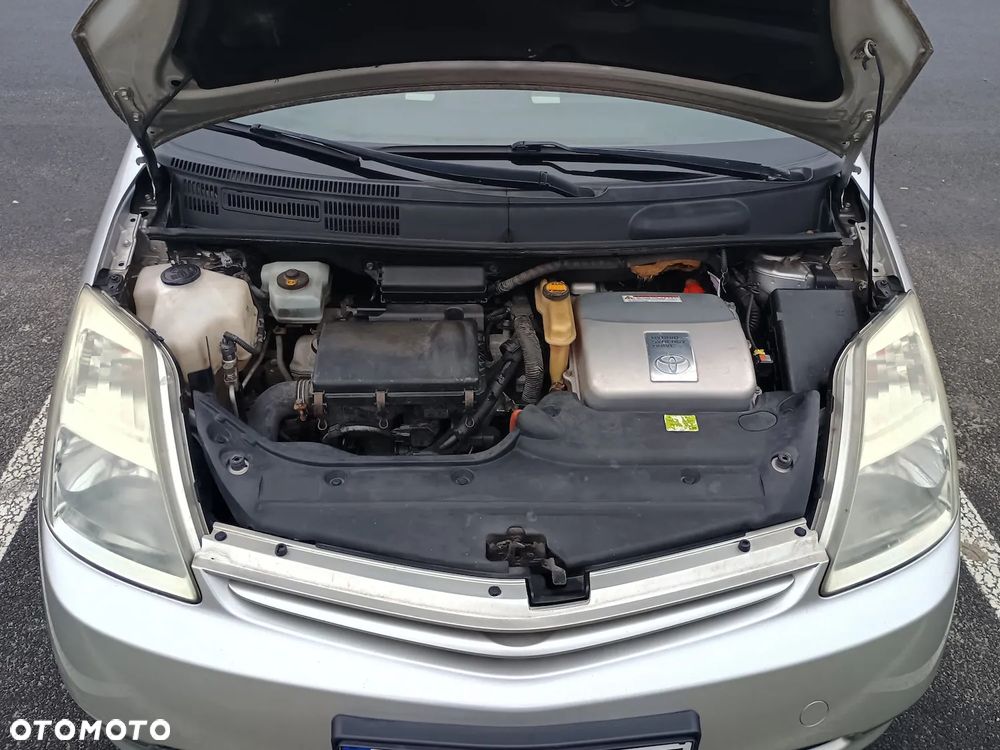 Toyota Prius 1.5 VVT-i Prestige - 9