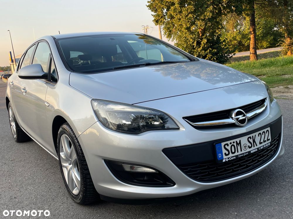 Opel Astra 1.3 CDTI Essentia ecoFLEX - 37